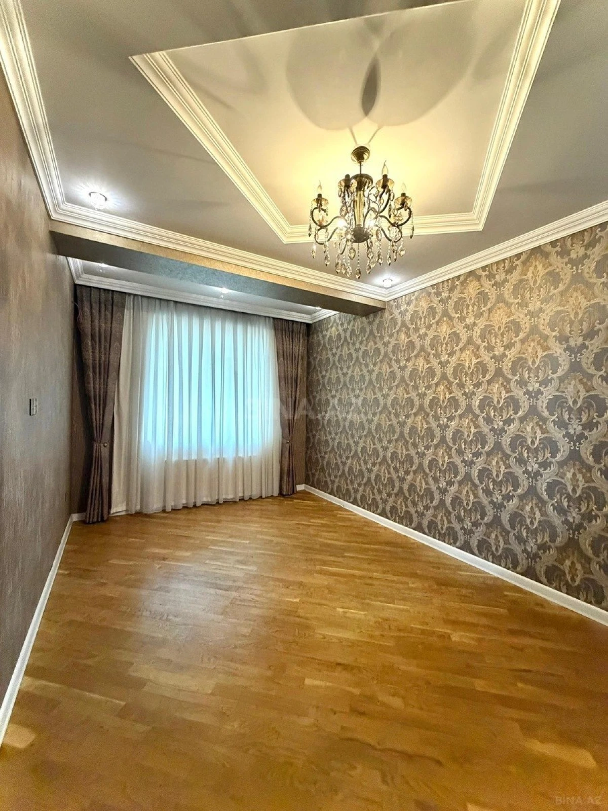 Satılır 3 otaqlı mənzil 76 m²
