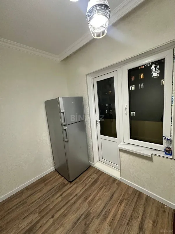 Kirayə verilir 2 otaqlı mənzil 60 m²