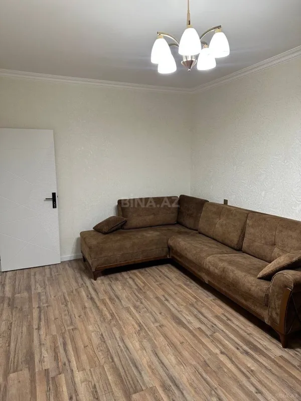 Kirayə verilir 2 otaqlı mənzil 60 m²