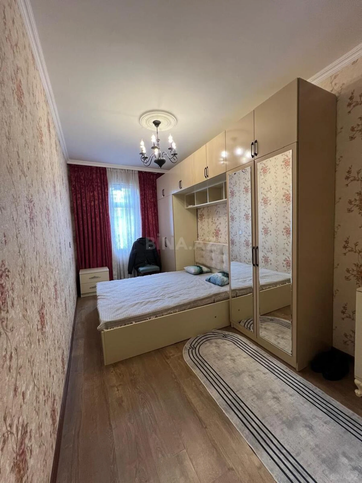 Satılır 2 otaqlı mənzil 55 m²