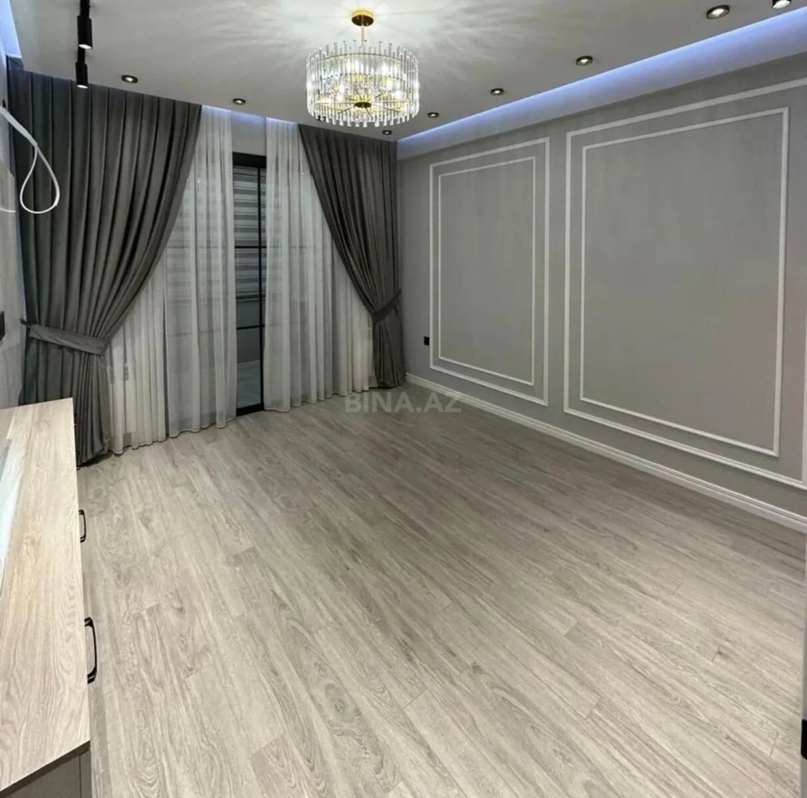 Satılır 2 otaqlı mənzil 58 m²