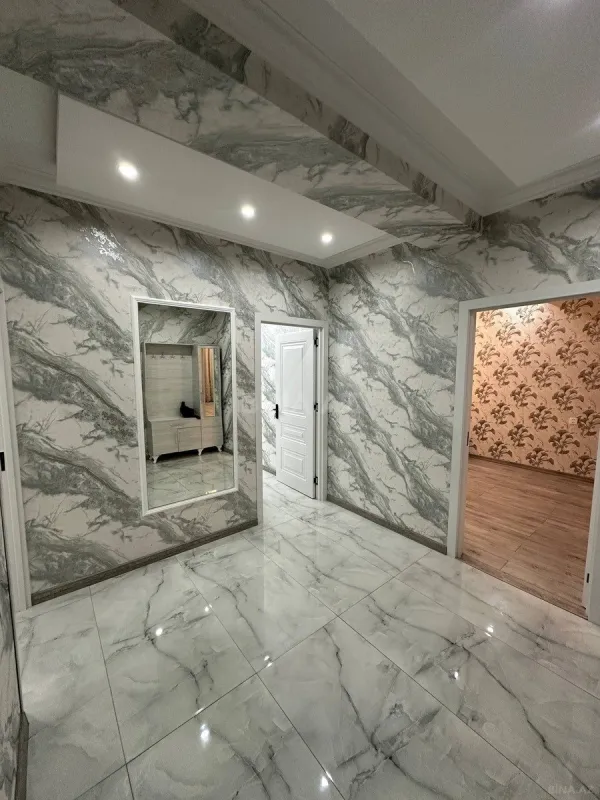 Kirayə verilir 2 otaqlı mənzil 90 m²