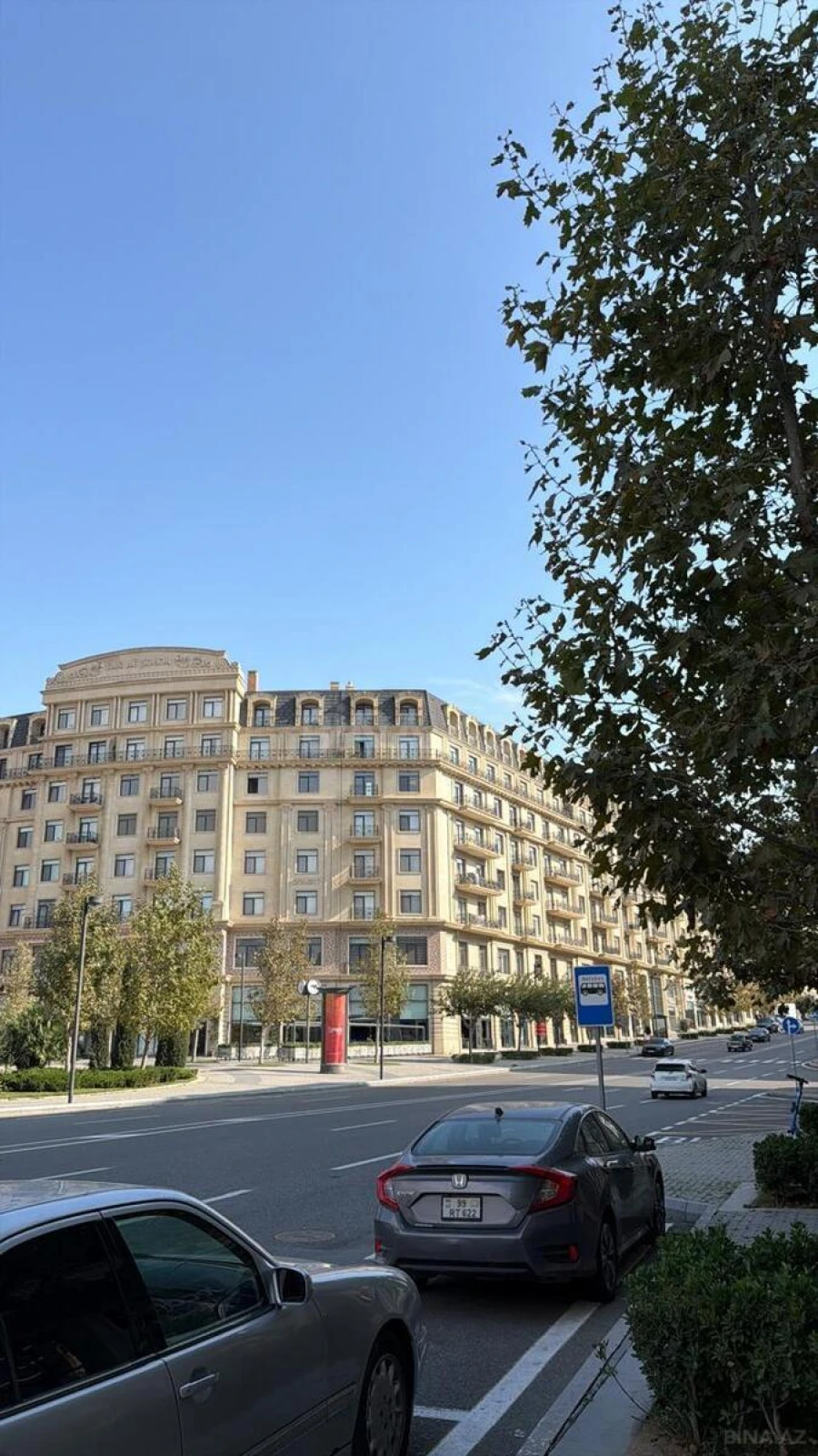 Kirayə verilir 3 otaqlı mənzil 137 m²