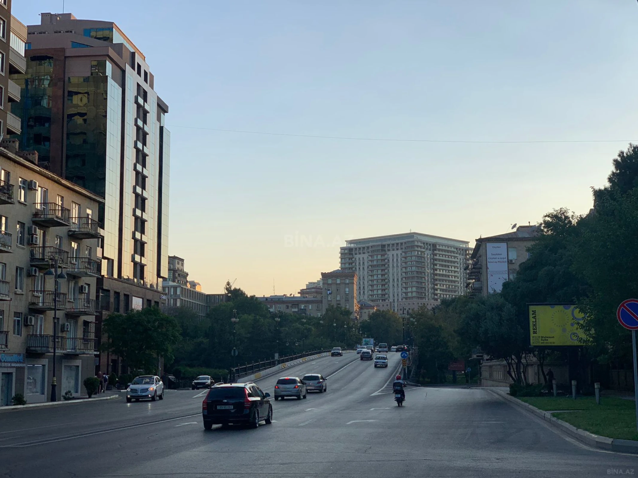 Satılır 3 otaqlı mənzil 101 m²