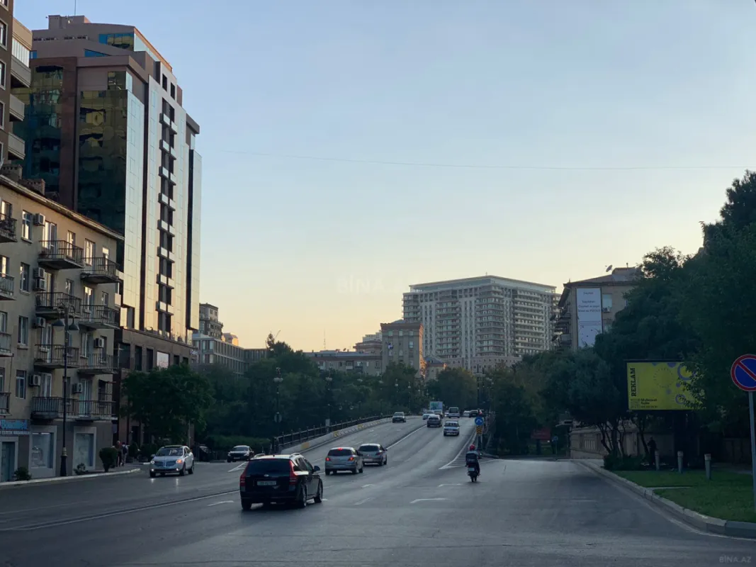 Satılır 3 otaqlı mənzil 101 m²