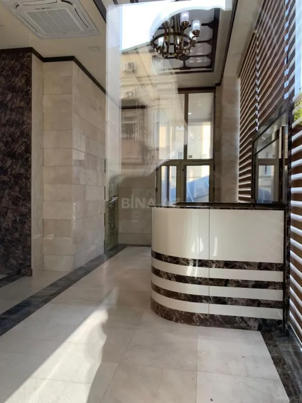 Satılır 3 otaqlı mənzil 101 m²