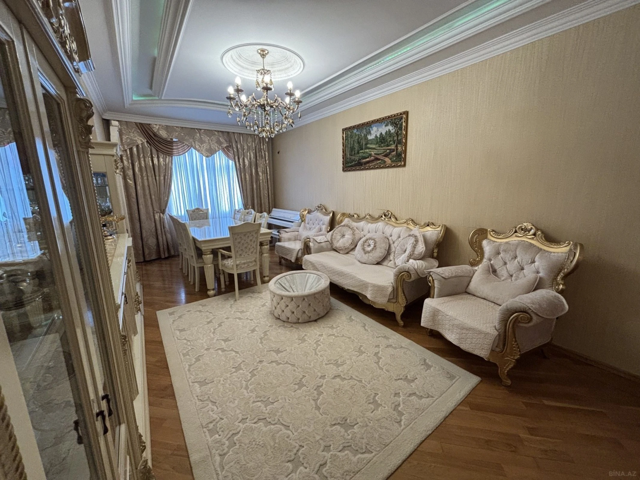 Satılır 3 otaqlı mənzil 102 m²