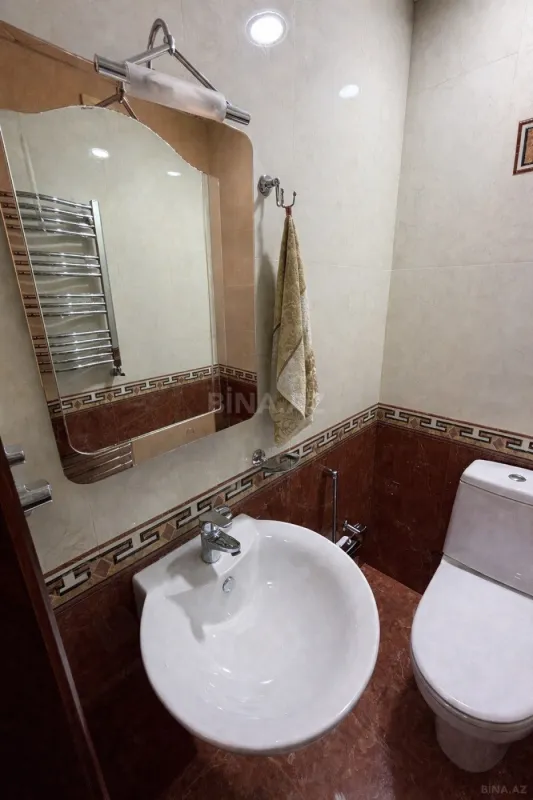 Satılır 3 otaqlı mənzil 102 m²