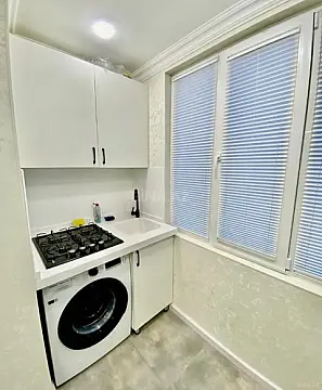 Satılır 2 otaqlı mənzil 48 m²