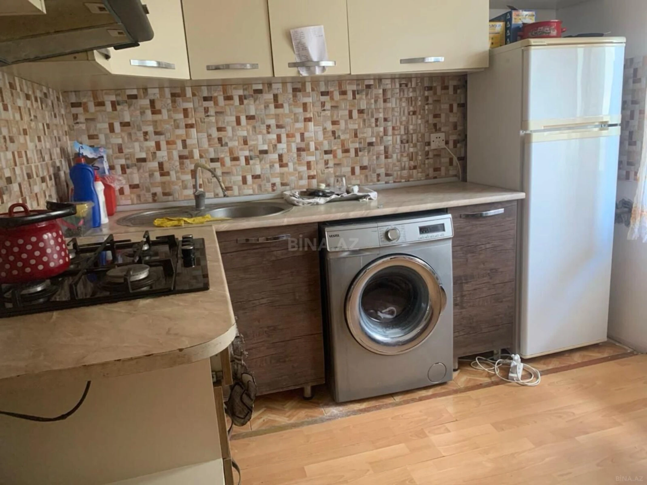 Kirayə verilir 3 otaqlı mənzil 100 m²