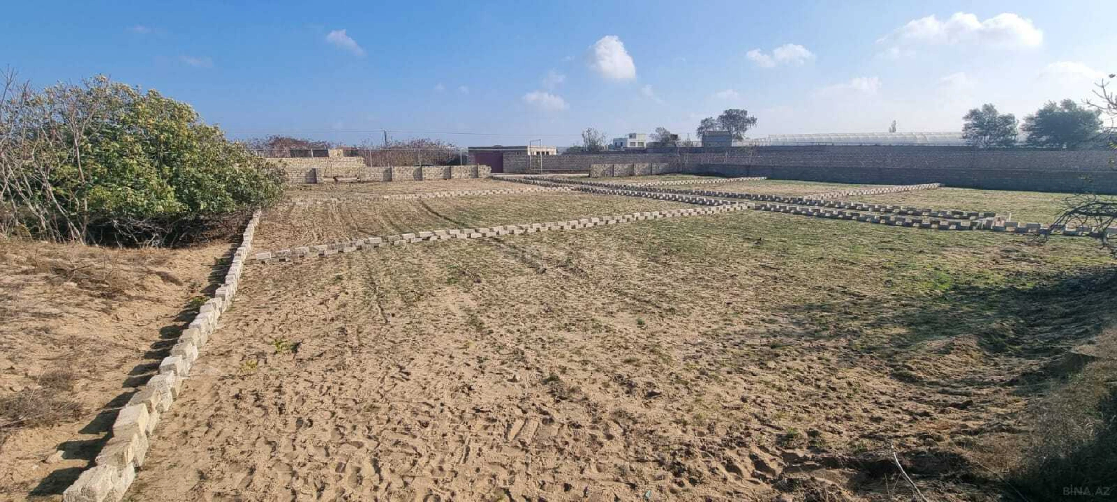 Satılır torpaq sahəsi 12 m²