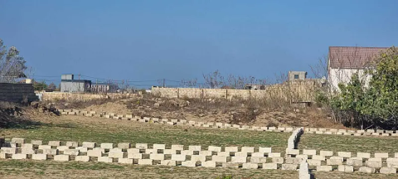 Satılır torpaq sahəsi 12 m²