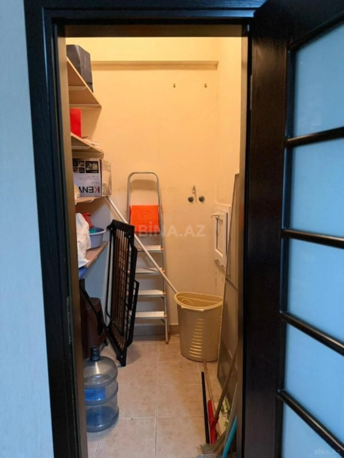 Satılır 3 otaqlı mənzil 140 m²