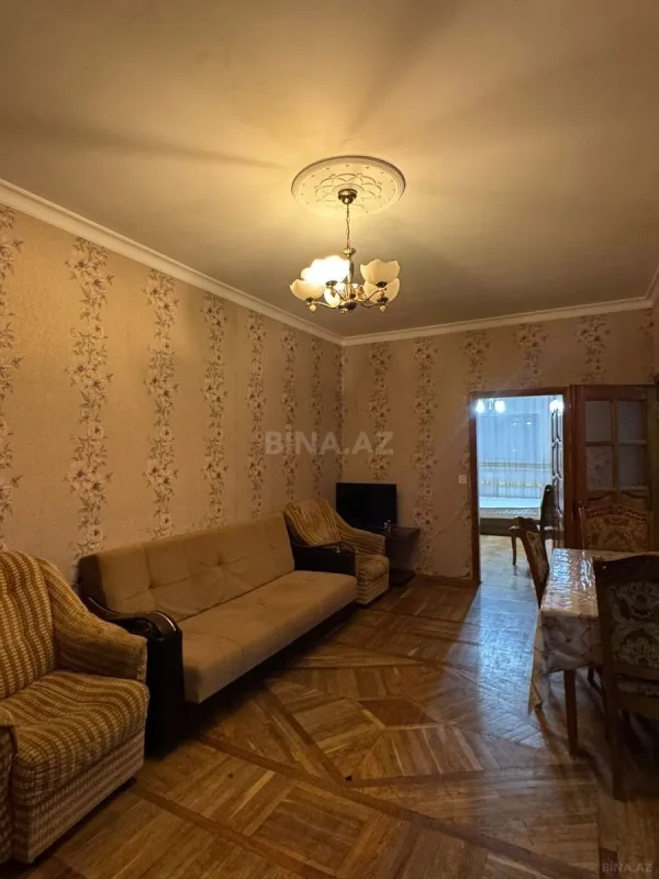 Kirayə verilir 2 otaqlı mənzil 55 m²
