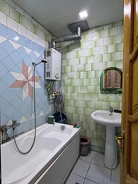 Kirayə verilir 2 otaqlı mənzil 55 m²