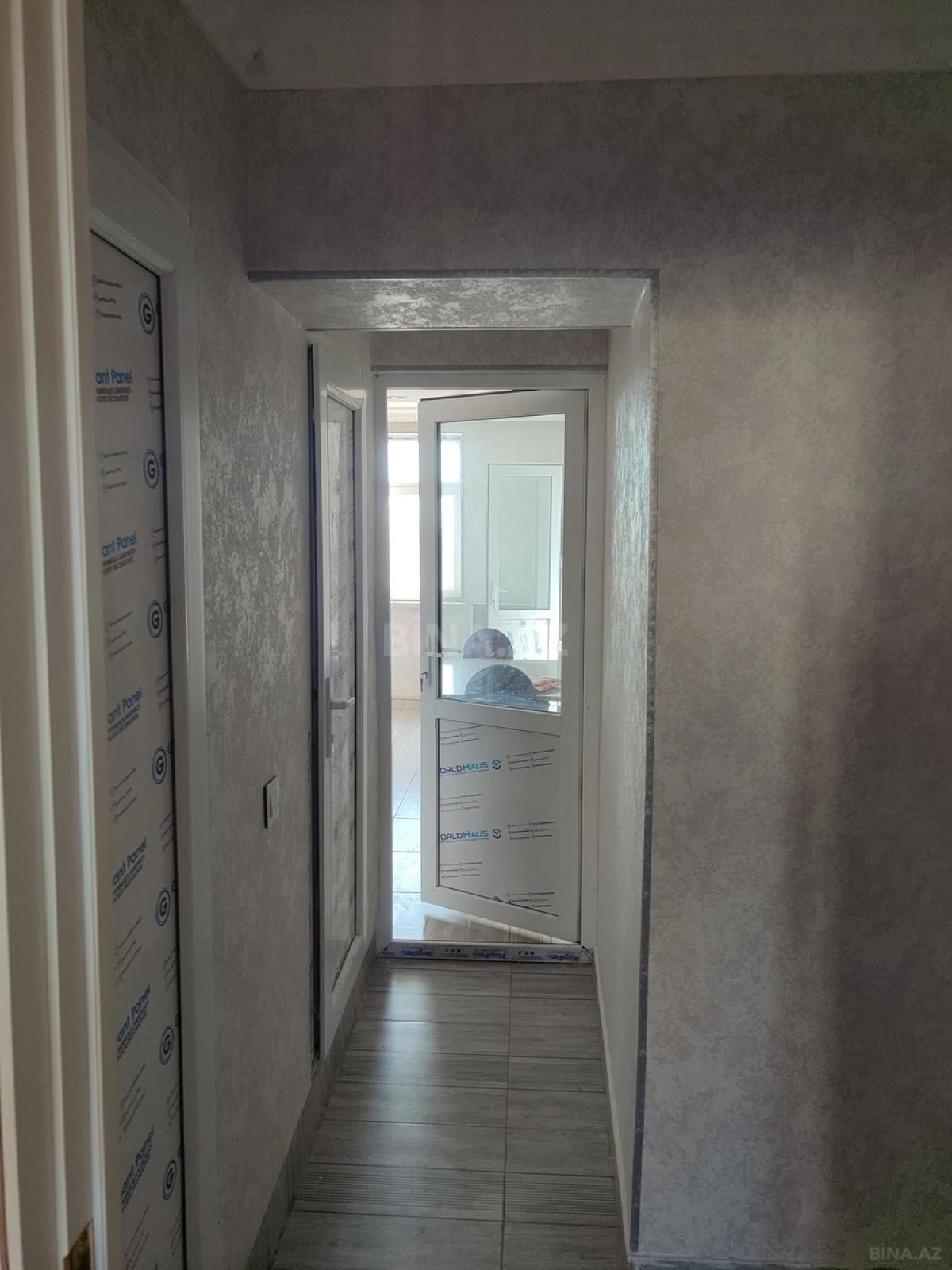 Satılır 5 otaqlı mənzil 100 m²