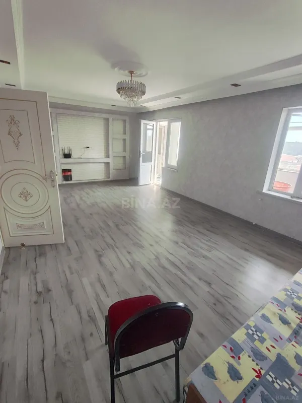 Satılır 5 otaqlı mənzil 100 m²