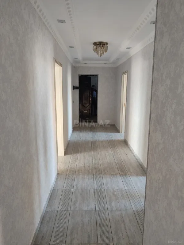 Satılır 5 otaqlı mənzil 100 m²