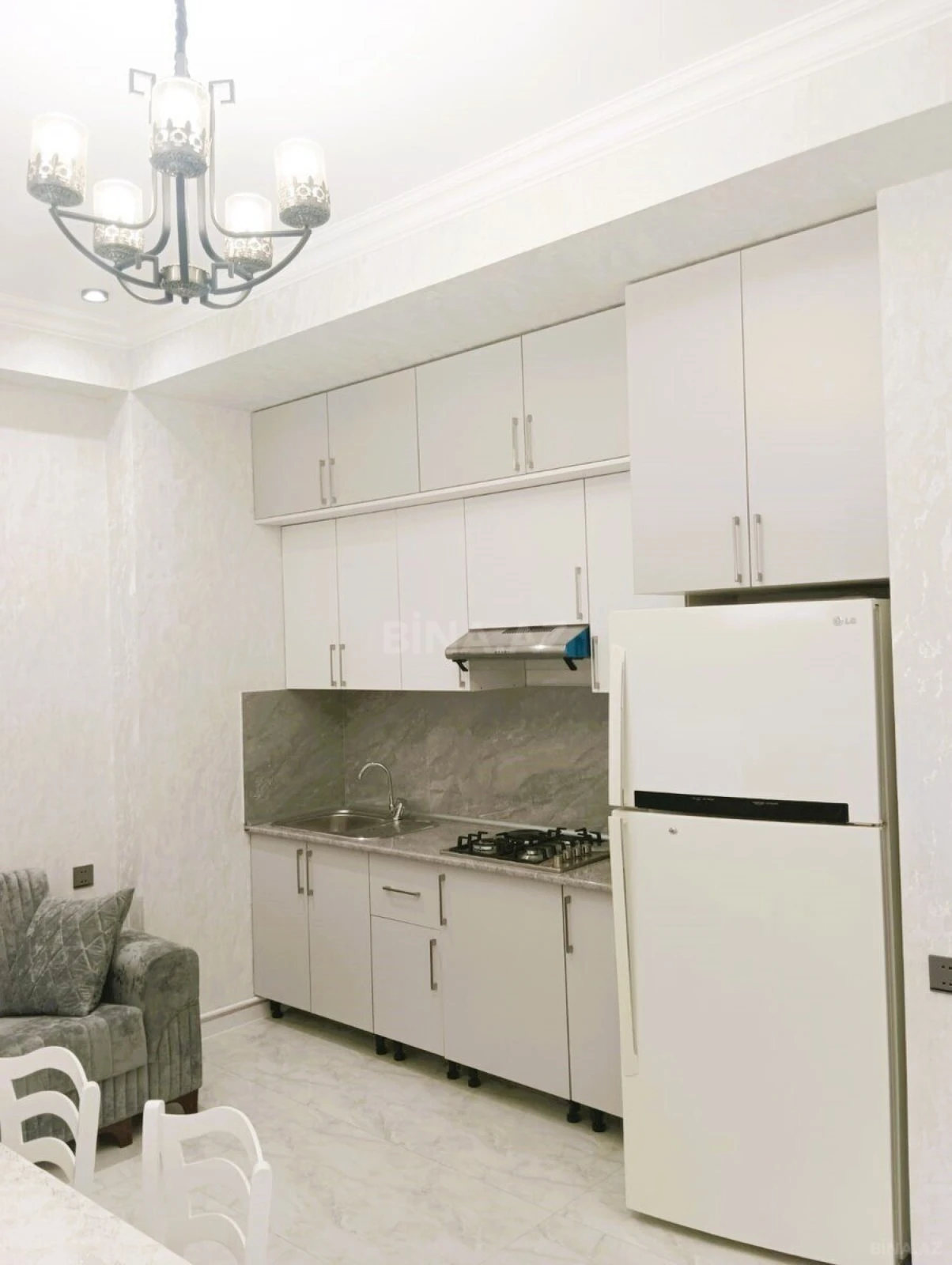 Kirayə verilir 3 otaqlı mənzil 65 m²