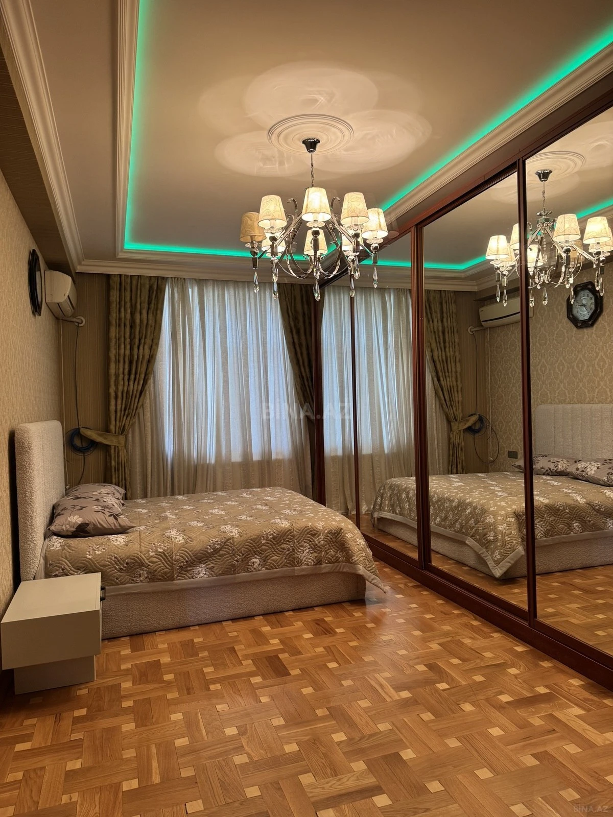 Kirayə verilir 2 otaqlı mənzil 95 m²