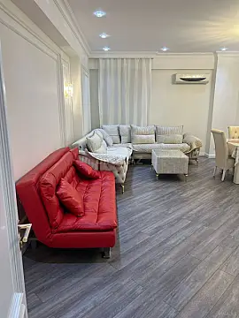 Satılır 3 otaqlı mənzil 135.5 m²