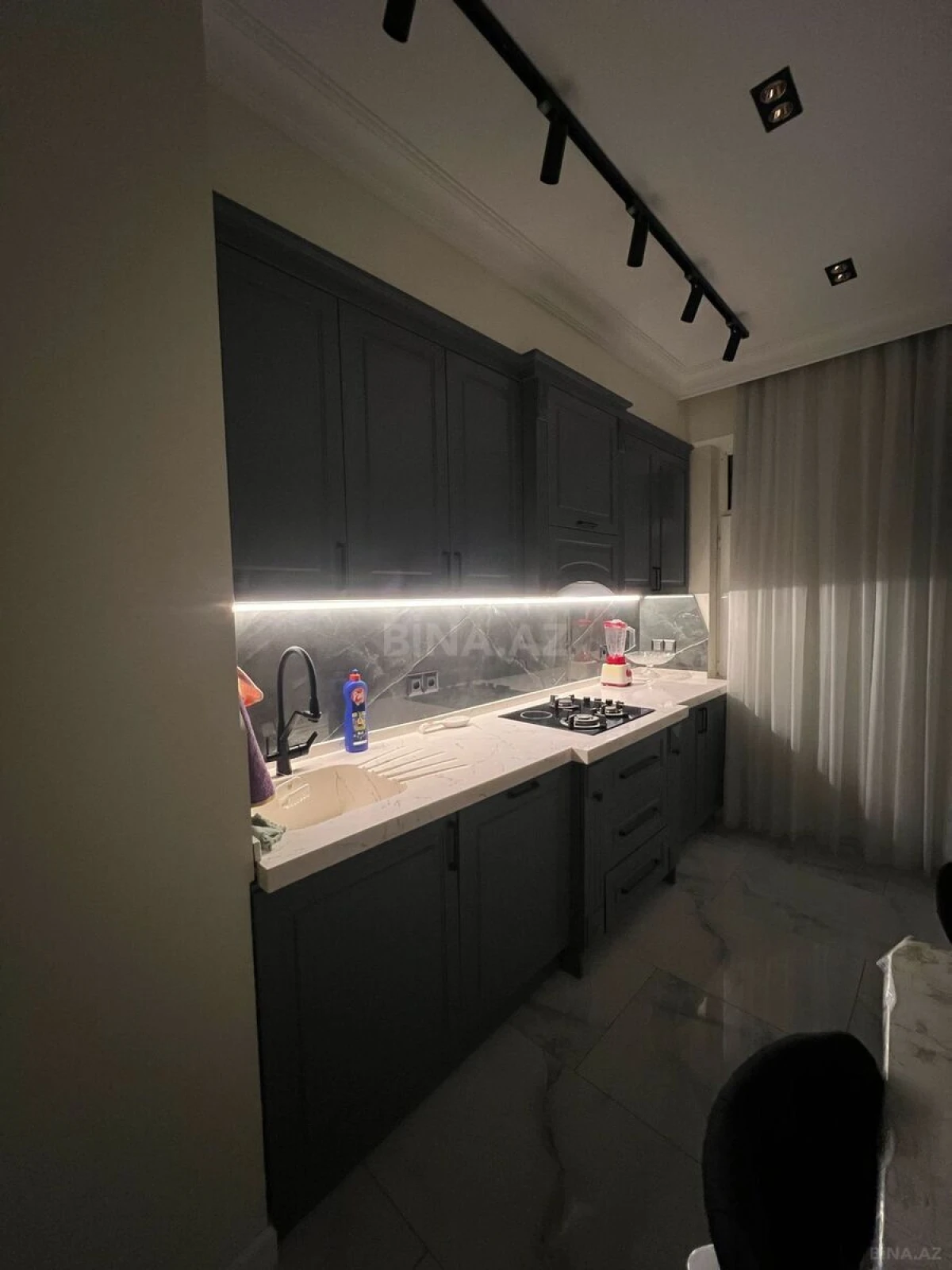 Satılır 3 otaqlı mənzil 135.5 m²