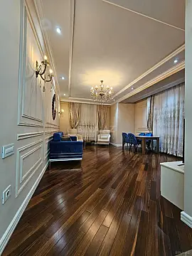Kirayə verilir 2 otaqlı mənzil 91 m²