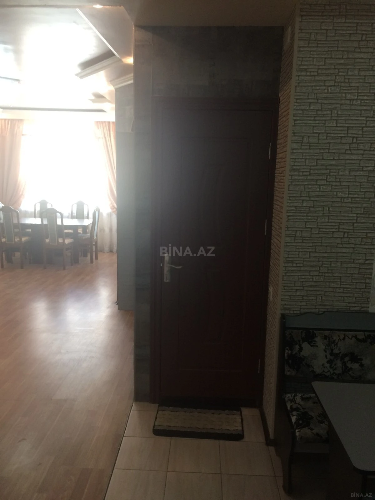 Satılır 2 otaqlı mənzil 57 m²