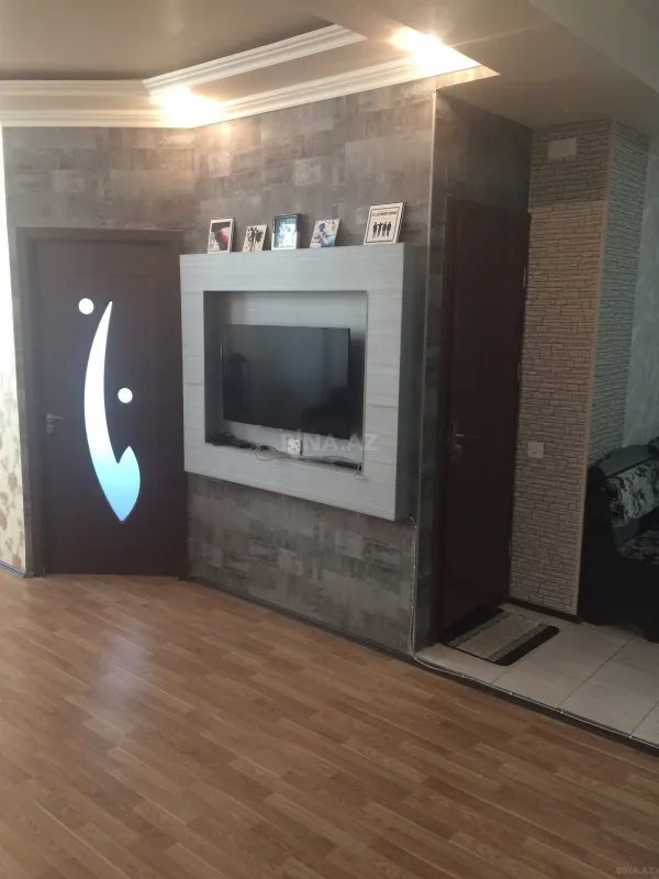 Satılır 2 otaqlı mənzil 57 m²