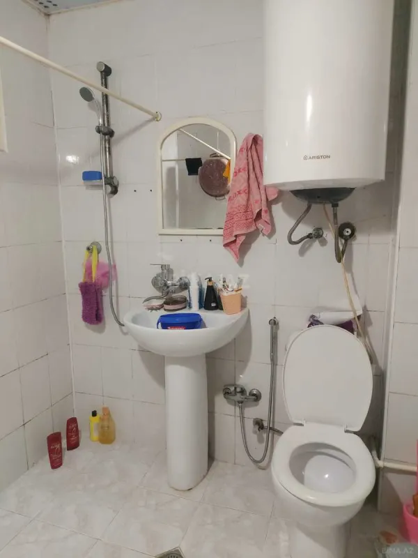 Kirayə verilir 1 otaqlı mənzil 45 m²