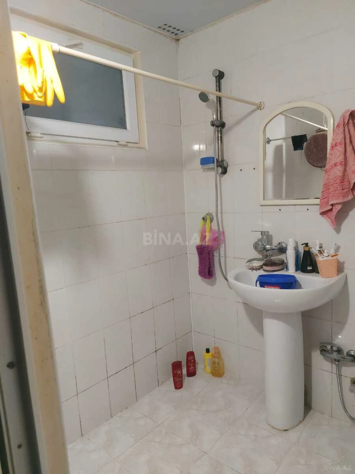 Kirayə verilir 1 otaqlı mənzil 45 m²