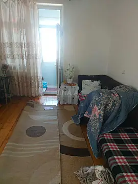 Kirayə verilir 1 otaqlı mənzil 45 m²
