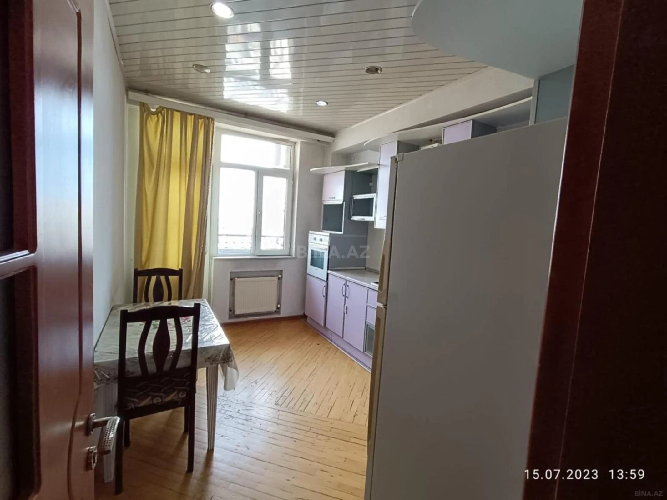 Kirayə verilir 2 otaqlı mənzil 80 m²