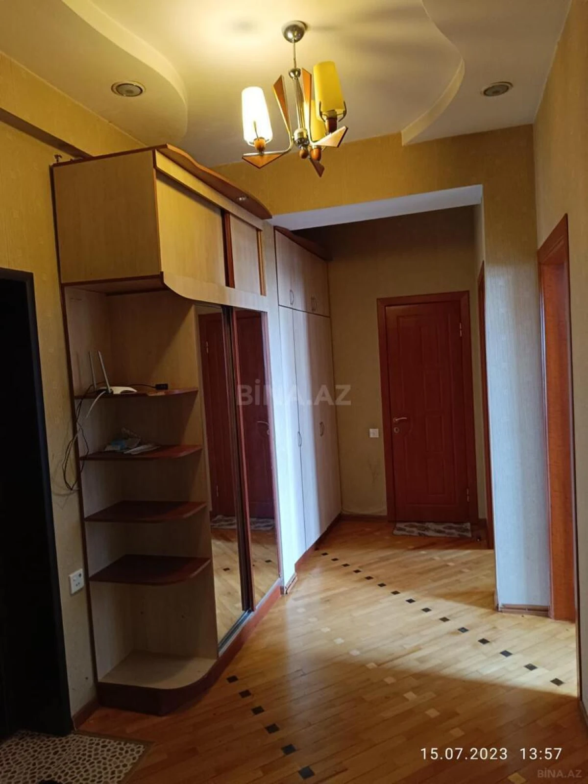 Kirayə verilir 2 otaqlı mənzil 80 m²
