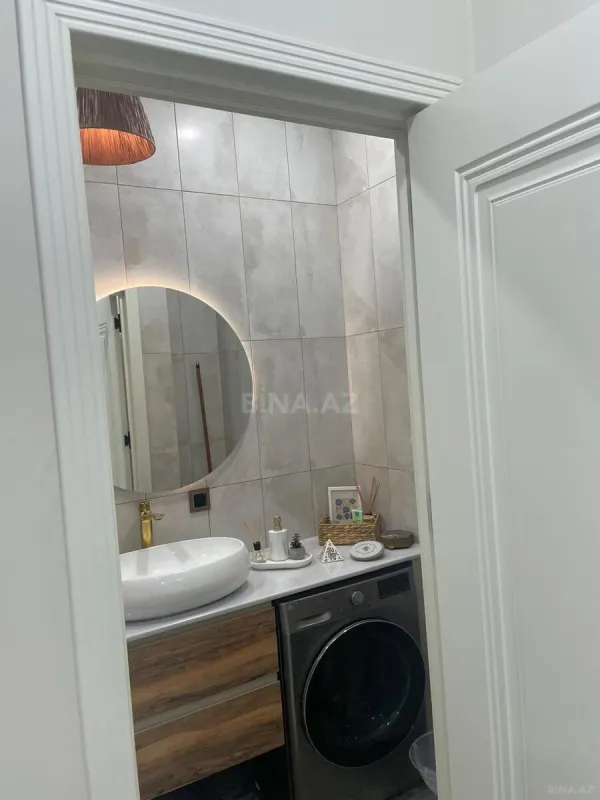 Satılır 2 otaqlı mənzil 100 m²