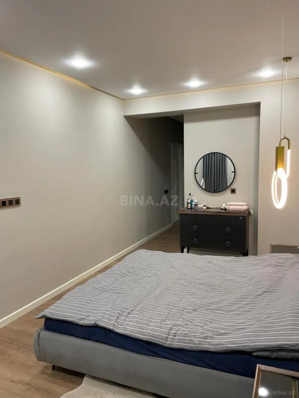 Satılır 2 otaqlı mənzil 100 m²
