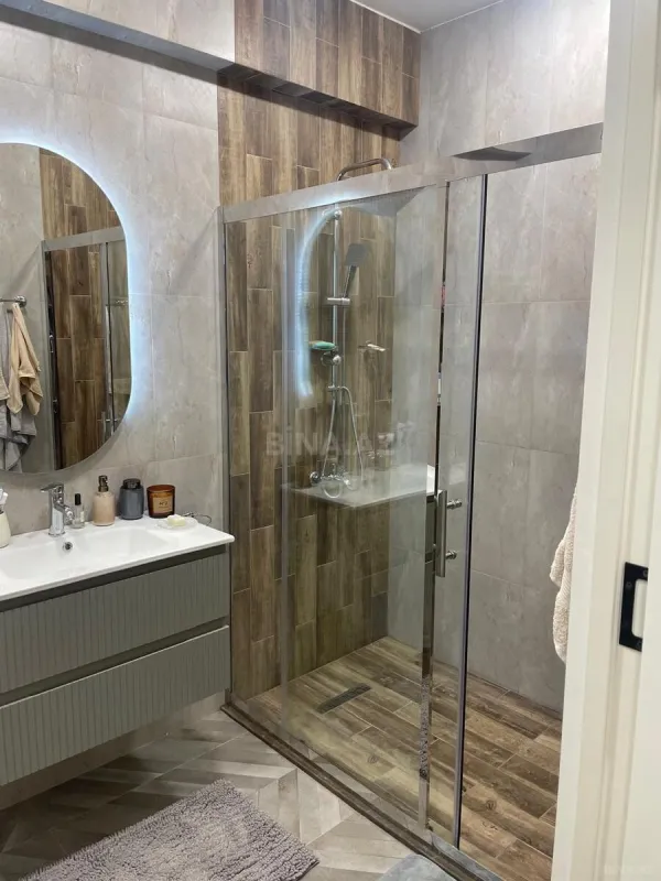 Satılır 2 otaqlı mənzil 100 m²