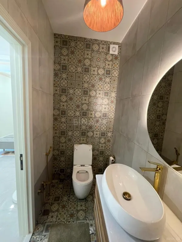Satılır 2 otaqlı mənzil 100 m²