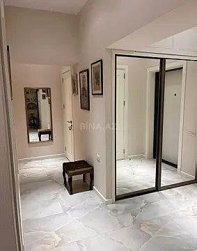 Satılır 3 otaqlı mənzil 92 m²