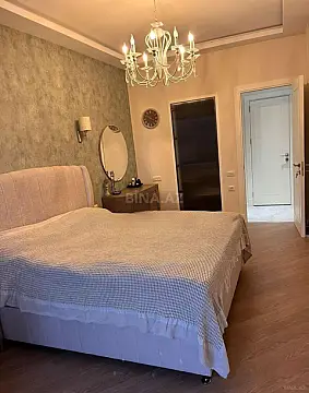 Satılır 3 otaqlı mənzil 92 m²