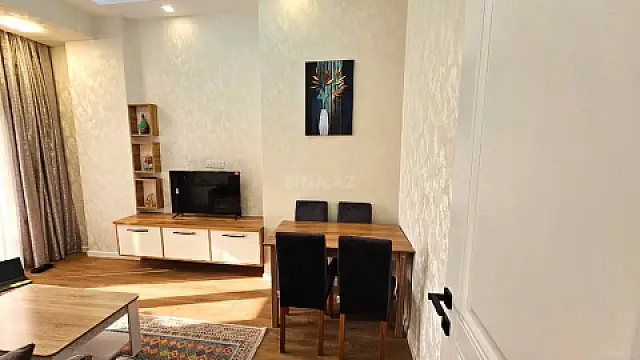 Kirayə verilir 2 otaqlı mənzil 55 m²