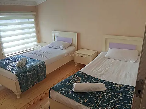 Satılır 6 otaqlı həyət evi 200 m²