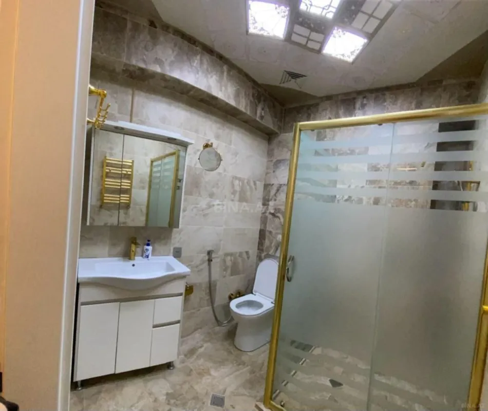 Kirayə verilir 3 otaqlı mənzil 114 m²