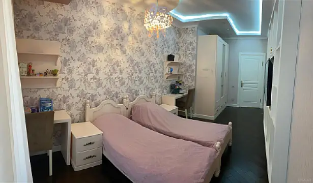 Kirayə verilir 3 otaqlı mənzil 114 m²