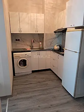 Kirayə verilir 2 otaqlı mənzil 60 m²