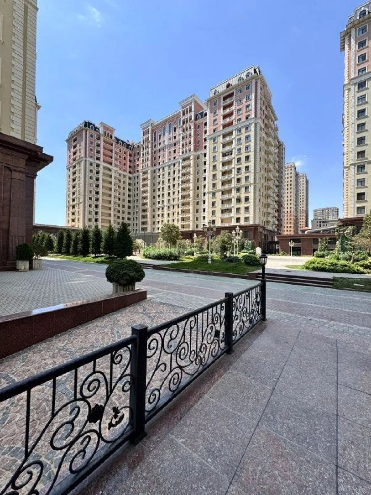 Satılır 3 otaqlı mənzil 90 m²