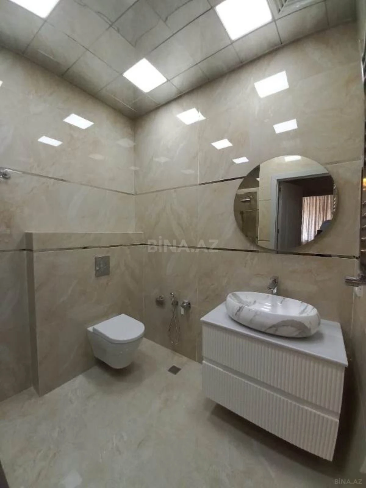 Satılır 3 otaqlı mənzil 90 m²