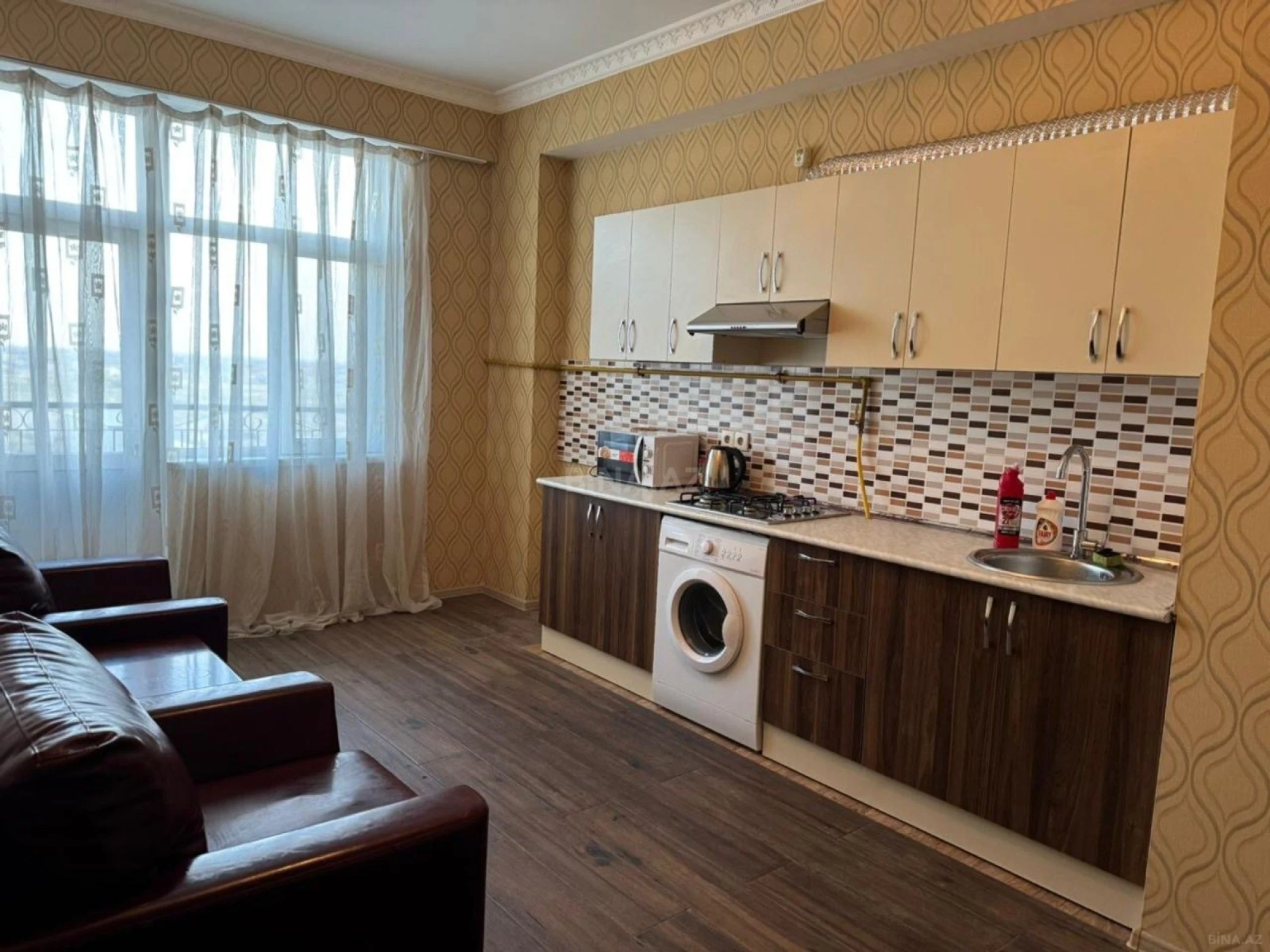 Satılır 2 otaqlı mənzil 85 m²
