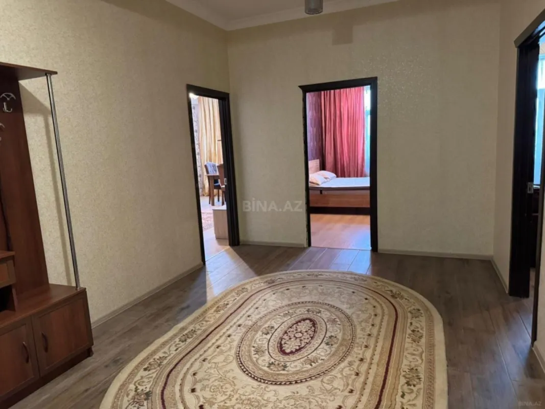 Satılır 2 otaqlı mənzil 85 m²