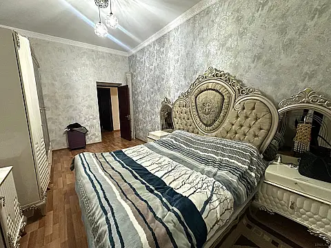 Satılır 3 otaqlı mənzil 70 m²